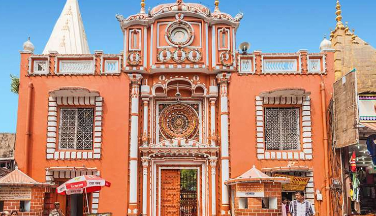 spiritual temples in jammu and kashmir,temples with unique architecture in jammu and kashmir,top temples to visit in jammu and kashmir,ancient temples in jammu and kashmir,jammu and kashmir temple tourism,holy pilgrimage sites in jammu and kashmir,sacred temples in north india,experience culture and spirituality at jammu and kashmir temples,best temples to explore in jammu and kashmir,jammu and kashmir,temples,north india,spiritual places,scenery,culture,temple architecture,amarnath cave,pahalgam,amarnath temple,shiva linga,ice,lord shiva,goddess parvati,vaishno devi temple,katra,trikuta hill,goddess durga,pilgrimage,navratri festival,raghunath temple,lord ram,mughal architecture,kheer bhawani mata mandir,kheer bhawani mata,holy spring,machaol mata mandir,machail mata,chenab river,chhadi yatra,martand sun temple,lalitaditya muktapida,sun temple,grandest temples,ruins,pillars,carvings,sculptures