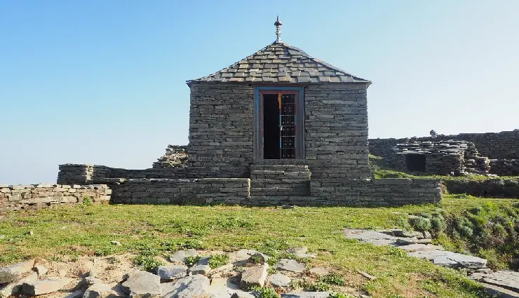 jibhi travel guide,tirthan valley himachal,offbeat himachal destinations,jibhi trekking,tirthan valley tourism,hidden gems in himachal,mountain retreats india,jibhi adventure activities,peaceful places in himachal,nature getaways india,travel to jibhi and tirthan