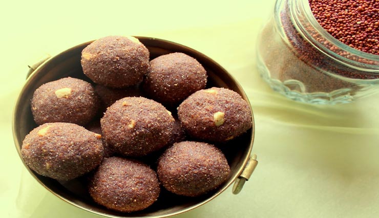 Ganesh Chaturthi 2021 : गणपति को लगाए रागी कोकोनट लड्डू का भोग #Recipe