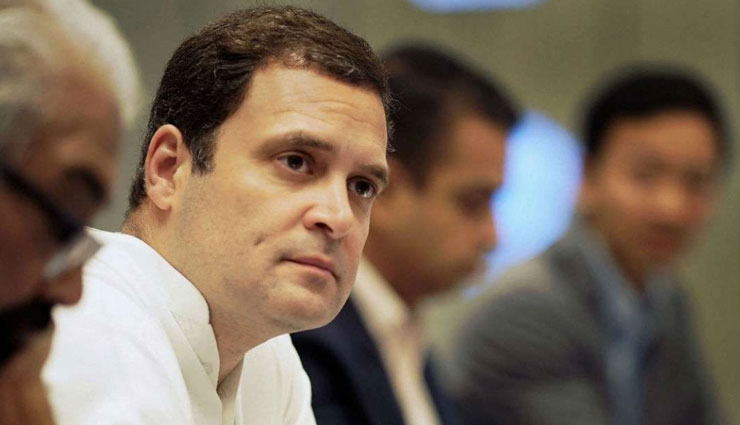 कुछ शर्तों के साथ कांग्रेस अध्यक्ष बने रहेंगे राहुल गांधी, अहमद पटेल और प्रियंका की मीटिंग के बाद बनी सहमती