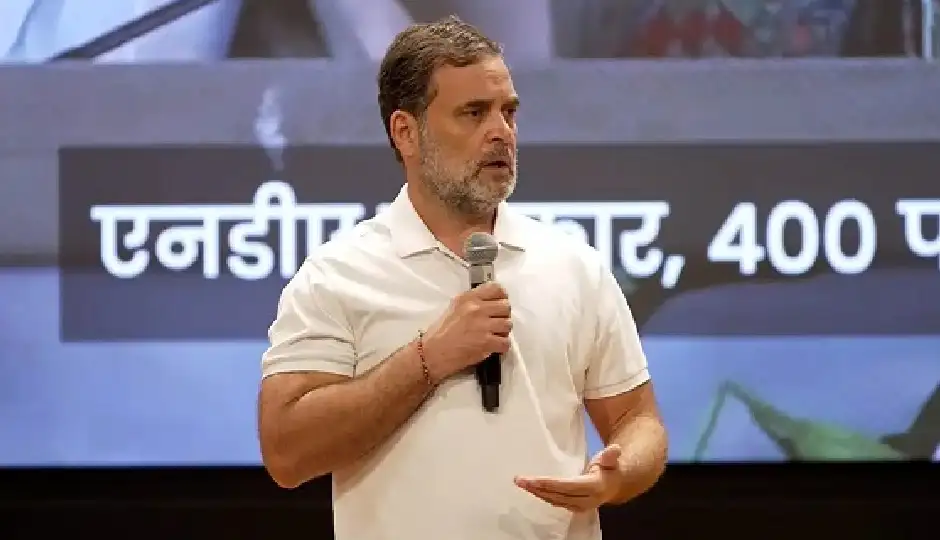 वोटर लिस्ट में गड़बड़ी के आरोपों पर राहुल गांधी का हमला, ज्ञानेश कुमार और चुनाव आयोग पर उठाए सवाल
