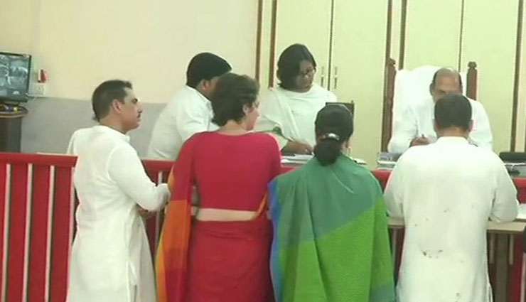 lok sabha election 2019,congress,congress president rahul gandhi,rahul gandhi file nomination,gandhi family,priyanka gandhi,sonia gandhi,robert vadra,news,national news,news in hindi,hindi news