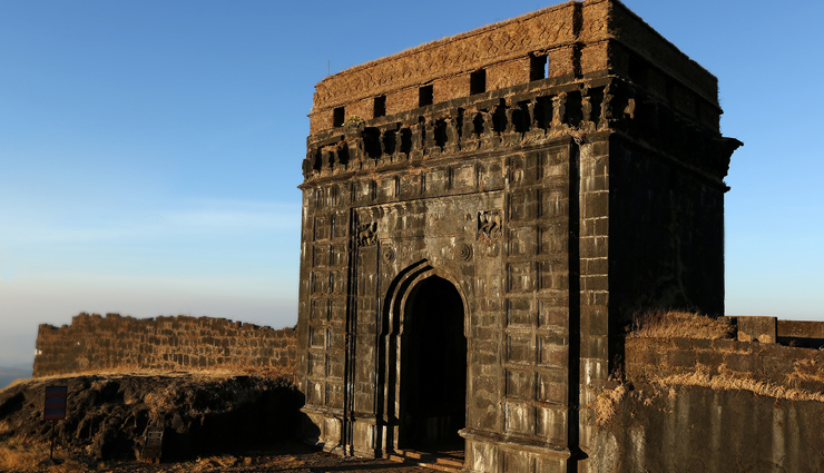 maharashtra forts,historical forts in maharashtra,fort tourism in maharashtra,top forts to visit in maharashtra,maharashtra rich heritage forts,must-see forts in maharashtra,forts with scenic views in maharashtra,maharashtra ancient forts,best forts to explore in maharashtra,maharashtra top fort destinations