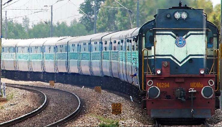 बिना टिकट यात्रा करने वालों से रेलवे ने वसूले 7.88 करोड़ रुपये