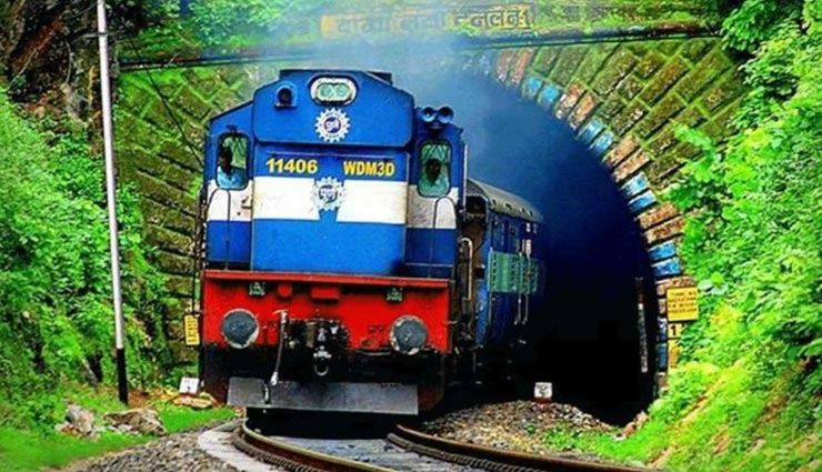 रेलवे ने दी आर्थिक रूप से कमजोर लोगों को बड़ी राहत, लॉन्च की थर्ड एसी की इकाॅनोमी क्लास, 8 फीसदी कम किराया