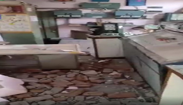 madhya pradesh,railway station,train,railway station building,railway station building collapse,hindi news