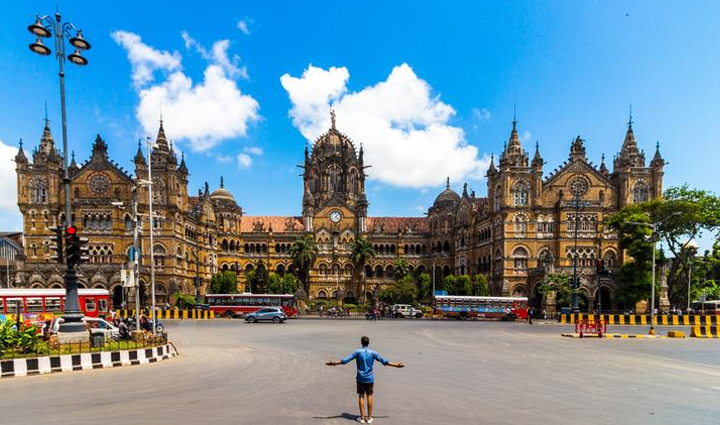 this railway station is known all over the world for its beauty one wants to take selfie here,holiday,travel,tourism