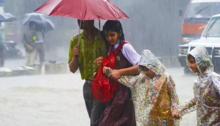 भारी बारिश के चलते तमिलनाडु में स्कूल बंद, मौसम विभाग ने जारी किया ऑरेंज अलर्ट