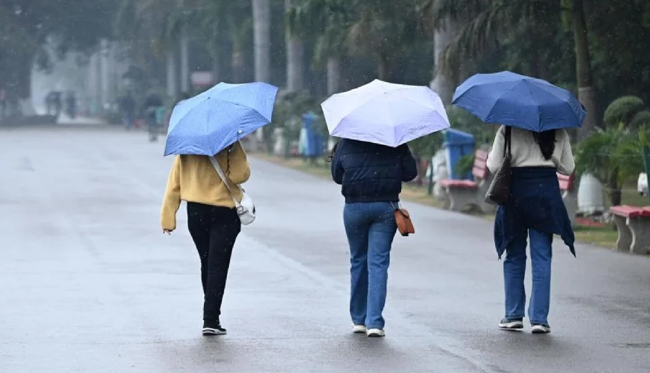 ‘आंधी, बारिश और ओलावृष्टि का अलर्ट’, 24 घंटे में यूपी, दिल्ली और राजस्थान सहित कई राज्यों में बदलेगा मौसम, IMD की चेतावनी