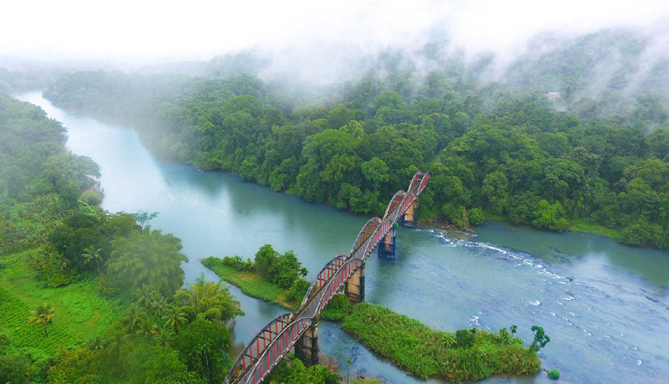 mawsynram-cherrapunji,agumbe,chinnakallar,neriamangalam,amboli,indian places,most wettest states in india,india