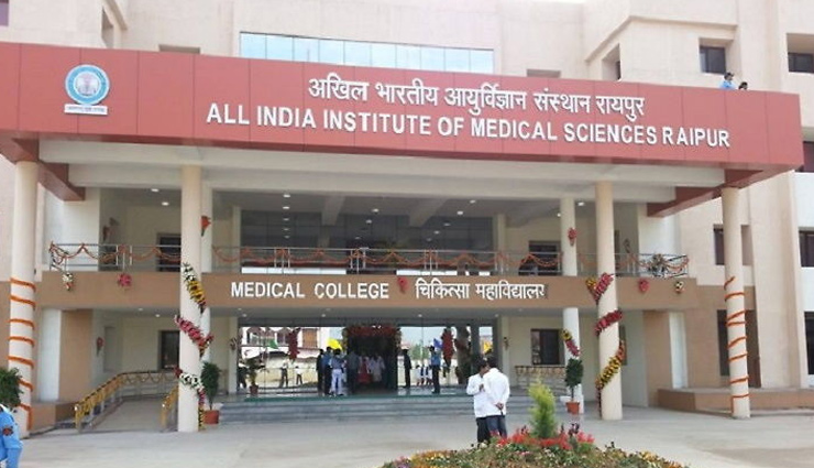 छत्तीसगढ़ / प्रदेश का नया  हॉटस्पॉट बना रायपुर, विदेशी मेडिकल छात्र, पुलिसकर्मी और डॉक्टर सहित मिले 12 संक्रमित; कुल एक्टिव केस 210 