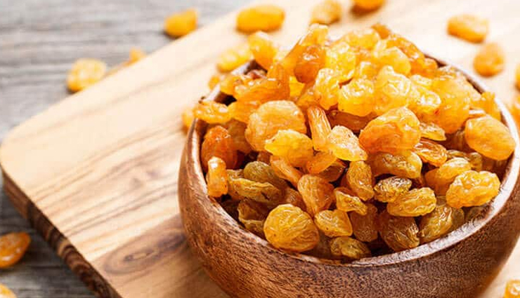 health benefits of raisins,raisins nutrition,health benefits of dried grapes,raisins for energy,raisins for digestion,raisins for bone health,raisins for heart health,antioxidants in raisins,raisins rich in iron,raisins for weight loss,raisins health benefits,raisins for overall wellness,raisins for immune boost