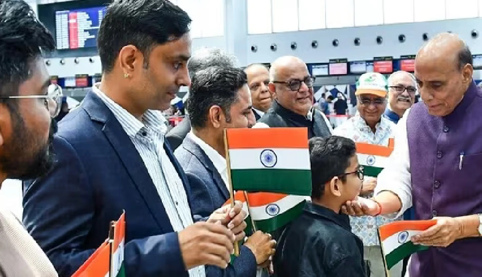 अमेरिका के ट्रंप टैक्स पर भारत ने तुरंत जवाब क्यों नहीं दिया? राजनाथ सिंह ने दी सफाई