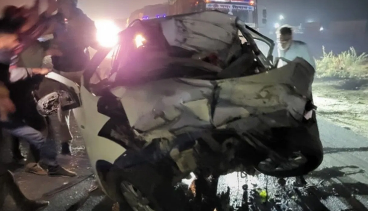 सिरोही सड़क हादसा: ट्रोले से टकराई कार, कुल 6 मरे, 3 एक ही परिवार के, एक गम्भीर घायल