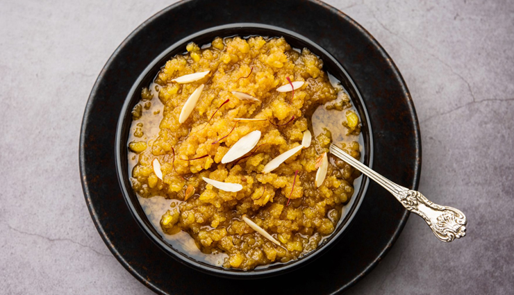 dishes to try in rajasthan,rajasthan,daal- baati and churma,ghevar