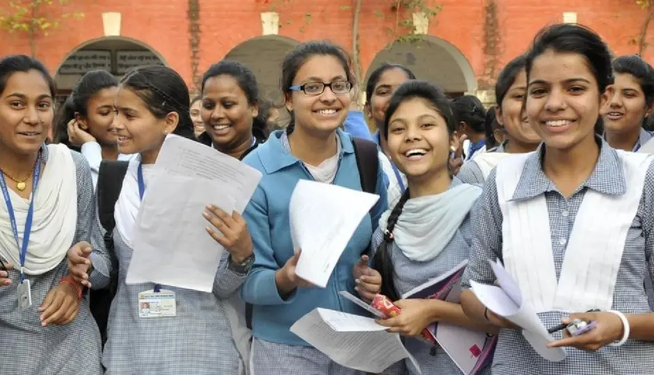 राजस्थान बोर्ड 12वीं में बेटियों का परचम, टॉप-5 में चार छात्राओं का दबदबा