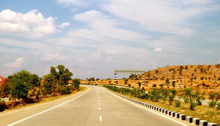 road trips to plan in rajasthan,rajasthan,road trips,delhi to jaipur,jaisalmer to jodhpur,udaipur to pushkar,chittorgarh to kumbhalgarh,udaipur to mount abu,jaipur to ranthambore,jaipur to alwar