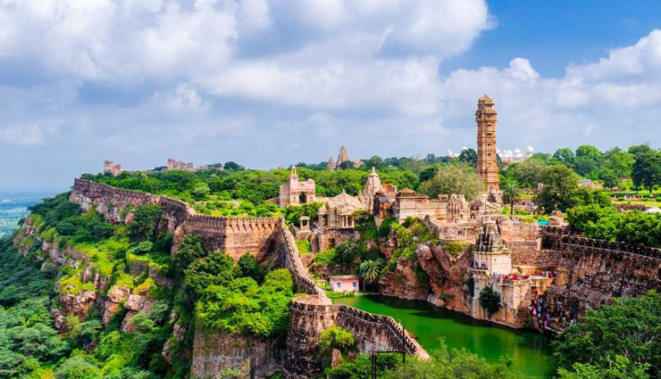 road trips to plan in rajasthan,rajasthan,road trips,delhi to jaipur,jaisalmer to jodhpur,udaipur to pushkar,chittorgarh to kumbhalgarh,udaipur to mount abu,jaipur to ranthambore,jaipur to alwar