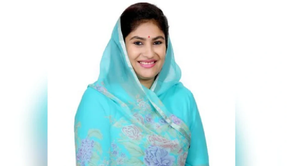 राजसमंद में बीजेपी विधायक दीप्ति माहेश्वरी की गाड़ी का हुआ एक्सीडेंट, पसलियों में आई गंभीर चोटें