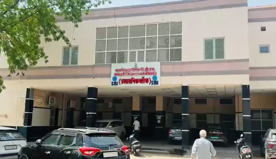 राजस्थान: बीकानेर के सरकारी अस्पताल में प्रसूताओं की बिगड़ी तबीयत से हड़कंप, डिलीवरी के बाद 5 महिलाओं की किडनी फेल