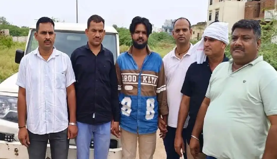 ऑपरेशन मदमारुत के तहत बड़ी कार्रवाई: तीन साल से फरार 25 हजार का इनामी ड्रग तस्कर समीर खान दबोचा गया