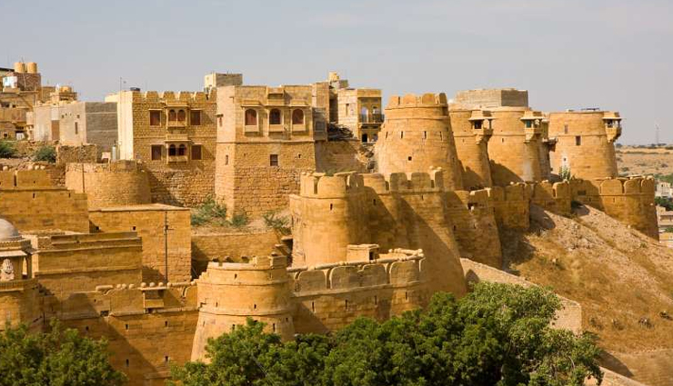 the architecture of these 8 forts of rajasthan wins everyones heart must visit them,holiday,travel,tourism