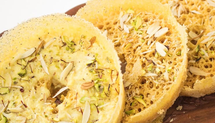 राजस्थानी घेवर से कराएं सभी का मुंह मीठा, बनाएं मौके को और खास #Recipe