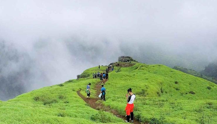 tourist places,indian tourist places,maharashtra tourist places,trekking places,adventurous places