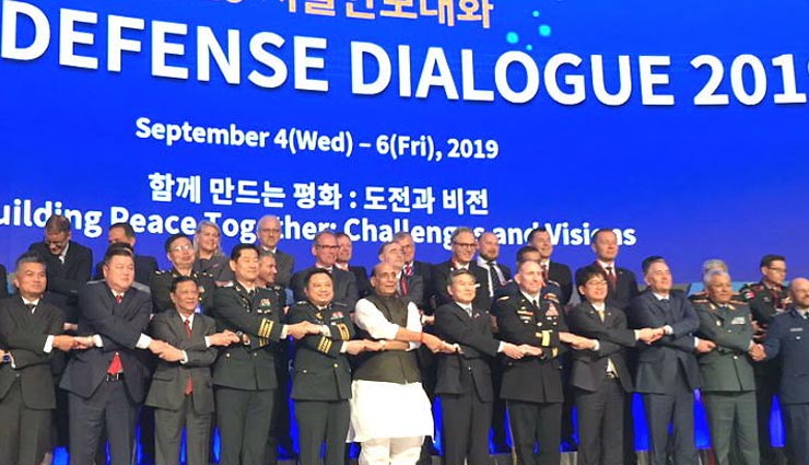 इतिहास गवाह है भारत ने कभी भी किसी देश पर हमला नहीं किया: राजनाथ 