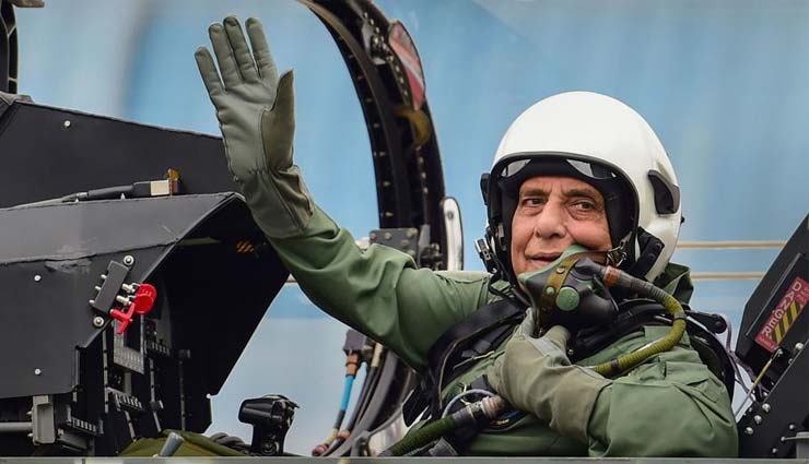 rajnath singh,rajnath singh france visit,rafale fighter jets,rafale deal,rajnath singh in france,shastra poojan,rajnath singh news,rafale deal news,news,news in hindi