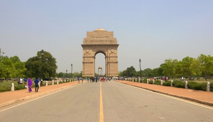 गणतंत्र दिवस 2019 - गणतंत्र दिवस परेड की रिहर्सल के कारण बंद रहेगा राजपथ, अन्य रास्तों पर बढेगा ट्रैफिक का दबाव, जानें बाधित रास्तों की जानकारी 