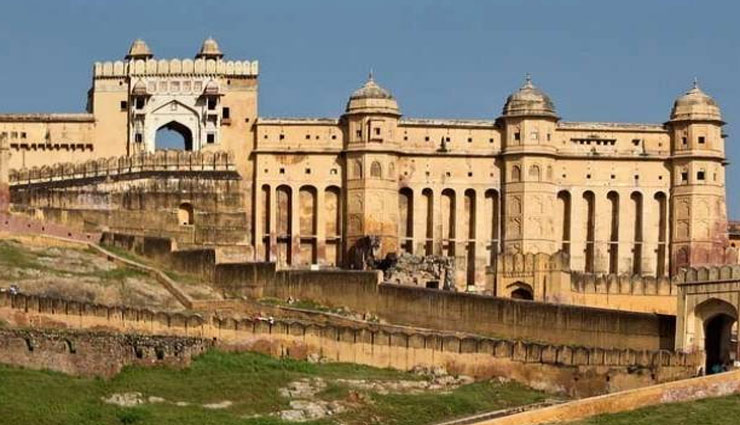 want fun,with your partner,romantic places,goa,kerala,maldiws,rajasthan,andmaan,ooty