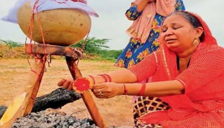 नागौर : रक्षाबंधन पर दिखी मन को झकझोर देने वाली मार्मिक तस्वीर, बहन ने BSF जवान की चिता पर राखी बांध निभाया वादा