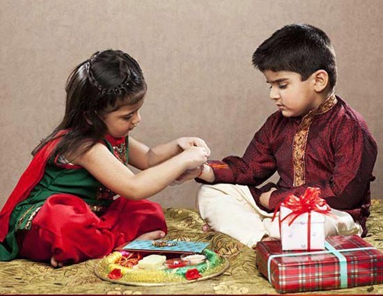 राखी स्पेशल : भाई बहन के पावन त्यौहार का क्या है महत्व