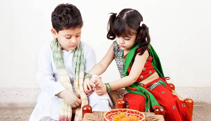 Rakhi Special 2019: शुभ मुर्हूत में बांधी गई राखी पहुंचाती है विशेष लाभ, जानें कब है उचित समय