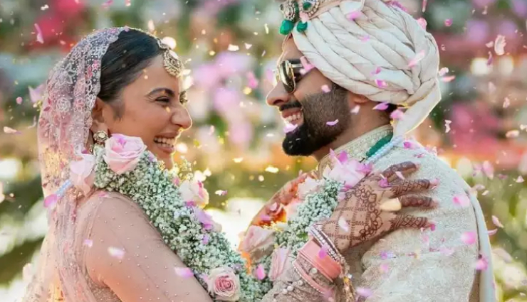 एक-दूजे के हुए रकुलप्रीत सिंह और जैकी भगनानी, गोवा में 2 रीति-रिवाजों से की शादी, इन सेलेब्स ने ऐसे दी बधाई