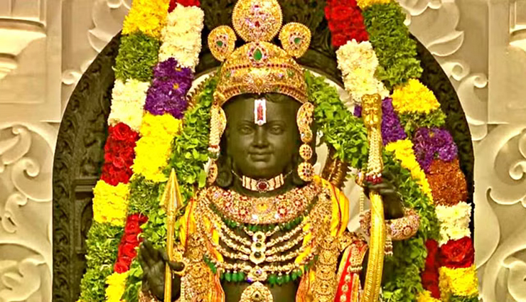 ठिठुरती ठंड में पांच वर्ष के बालक राम ने बिना विश्राम अनवरत 18 घंटे भक्तों को दिए दर्शन
