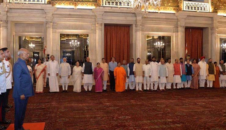 PM मोदी ने कहा - इस कार्यकाल का सूर्य अस्त हो गया, लेकिन हमारे काम की रोशनी लाखों लोगों की जिंदगी में उजाला बिखेरती रहेगी