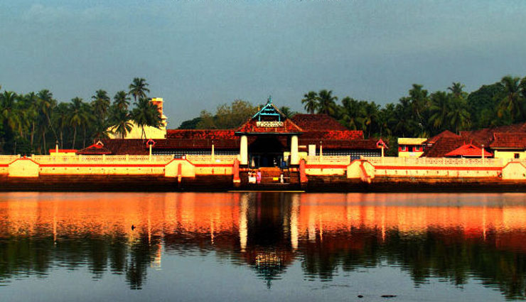 देश के प्रसिद्द राम मंदिर, लगता है भक्तों का जमावड़ा ram temple,famous ram temple,gathering of devotees,ayodhya,raghunath temple,karnataka