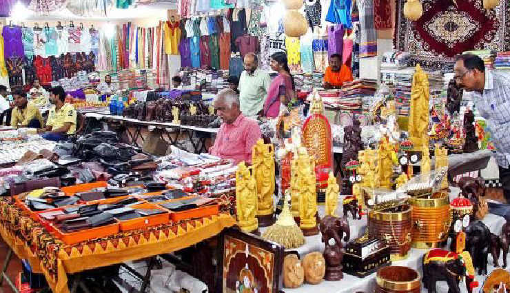 gujarat shopping destinations,best markets in gujarat,top places to shop in gujarat,gujarat shopping guide,unique markets in gujarat,traditional shopping in gujarat,famous shopping streets in gujarat,gujarat handicrafts shopping,vibrant bazaars in gujarat,gujarat shopping experiences,ahmedabad shopping spots,shopping malls in gujarat,gujarat street markets,antique shopping in gujarat,ethnic shopping in gujarat