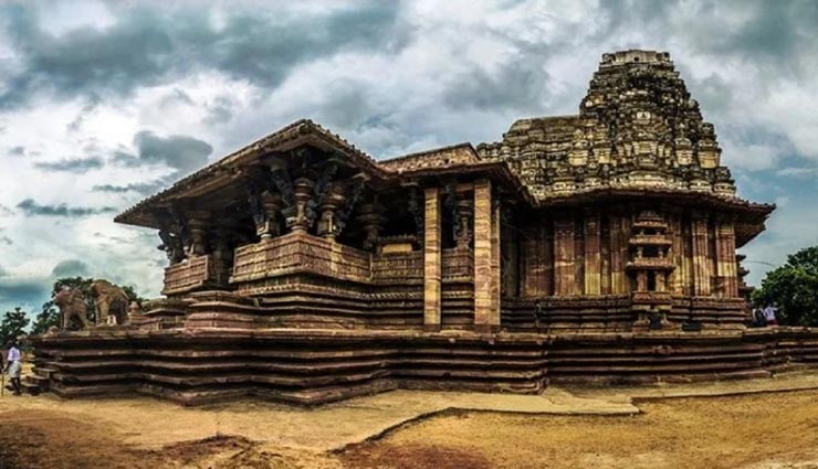 वैज्ञानिक भी नहीं समझ पाए 800 साल पुराने इस मंदिर के रहस्य