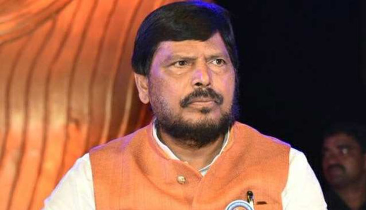 प्रधानमंत्री बनने के लिए राहुल गांधी को 10 से 15 वर्ष का इंतजार करना होगा : रामदास अठावले 