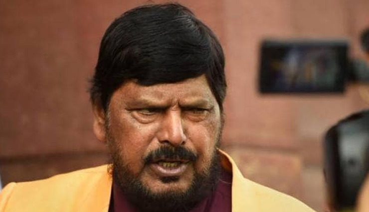 केंद्रीय मंत्री रामदास अठावले के घर पहुंचा कोरोना, बंगले पर तैनात कॉन्स्टेबल कोरोना पॉजिटिव 