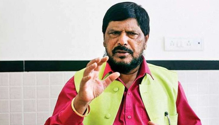 चाइनीज फूड बेचने वाले रेस्तरां हों बैन, लोग करें बहिष्कार : रामदास अठावले