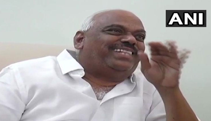 कर्नाटक: कांग्रेस नेता के विवादित बोल - 'मैं पुरुषों के साथ नहीं सोता...'