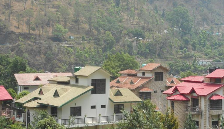 mukteshwar,tourist attractions in mukteshwar,holidays in mukteshwar,mukteshwar tourist place,holidays in mukteshwar