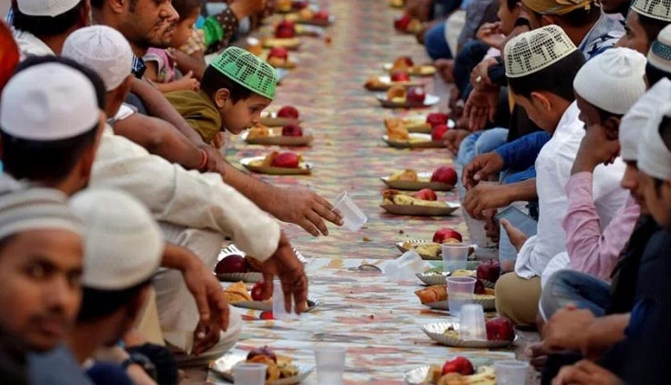 Ramadan 2022: सहरी और इफ्तार की डाइट में शामिल करें इन चीजों को, महीने भर कमजोरी का नहीं होगा अहसास