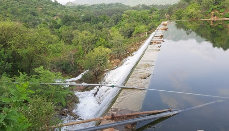 ranakpur rajasthan,famous tourist places in ranakpur rajasthan,rajasthan tourism,holidays in ranakpur,rajasthan tourism