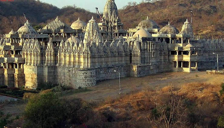 जैन धार्मिक स्थल के लिए जाना जाता है राजस्थान का रणकपुर, जानें यहां की प्रमुख दर्शनीय जगहें 
