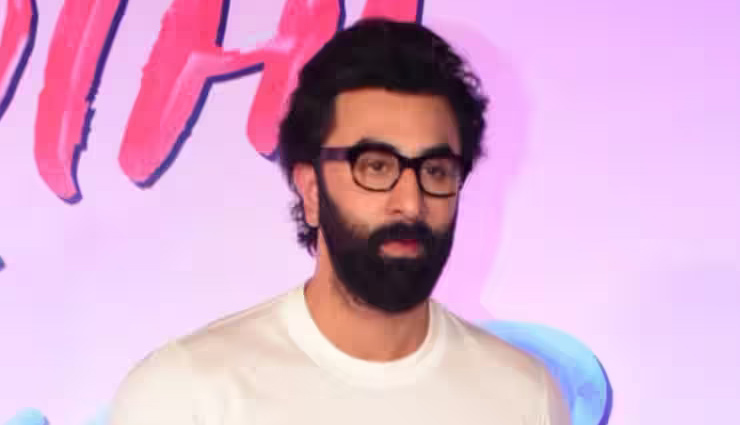 'तू झूठी मैं मक्कार' की स्क्रीनिंग पर कूल लुक में दिखे रणबीर, श्रद्धा कपूर की प्यारी स्माइल ने लूटा दिल tu jhoothi main makkaar,ranbir kapoor,shraddha kapoor,tu jhoothi main makkaar screening,bollywood news in hindi